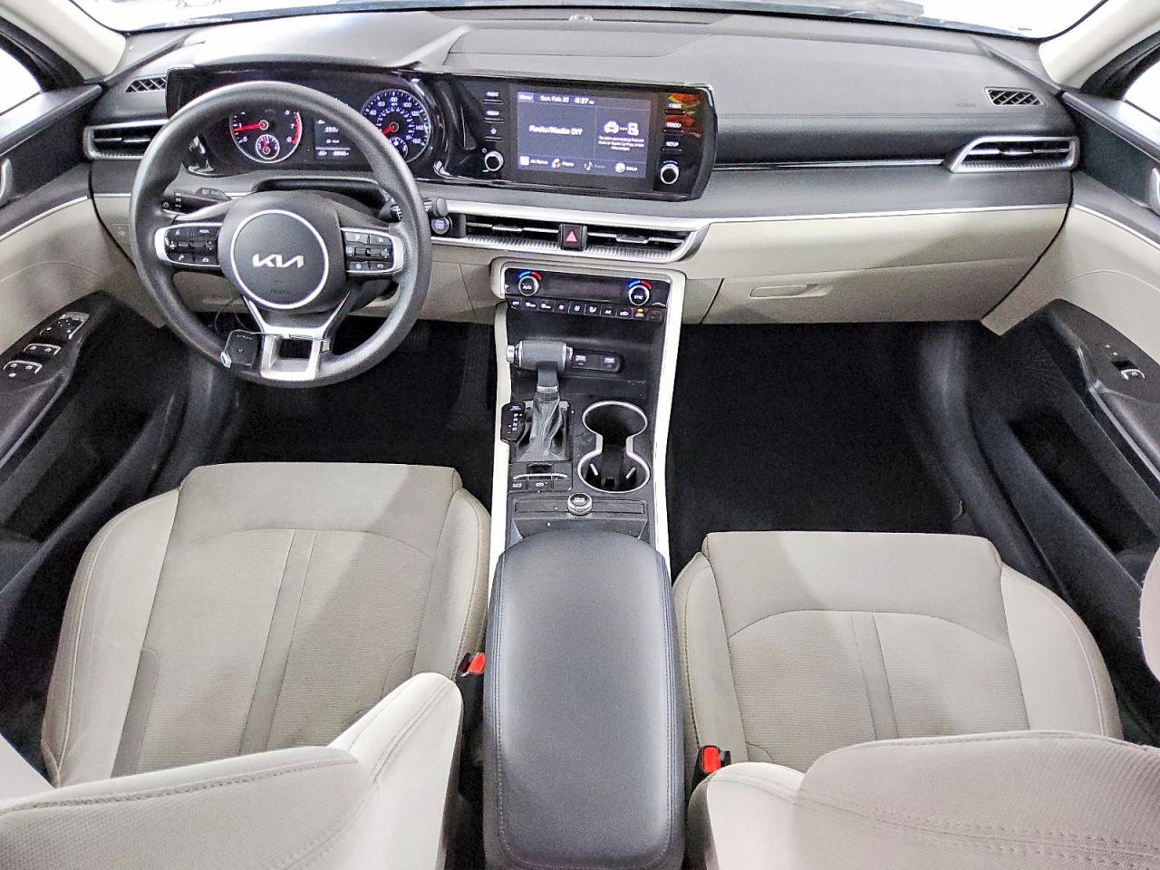 2022 KIA K5