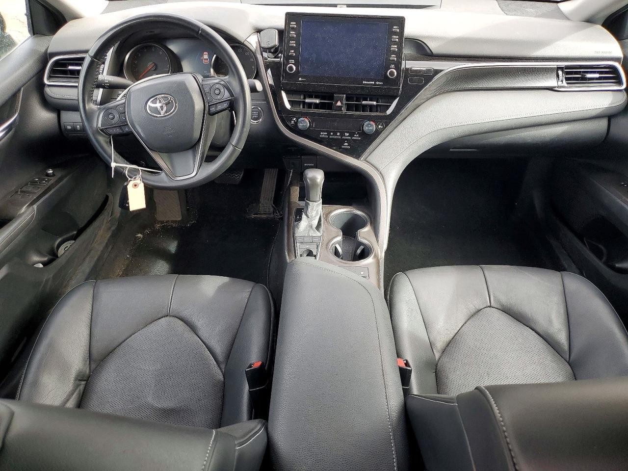 2022 TOYOTA CAMRY