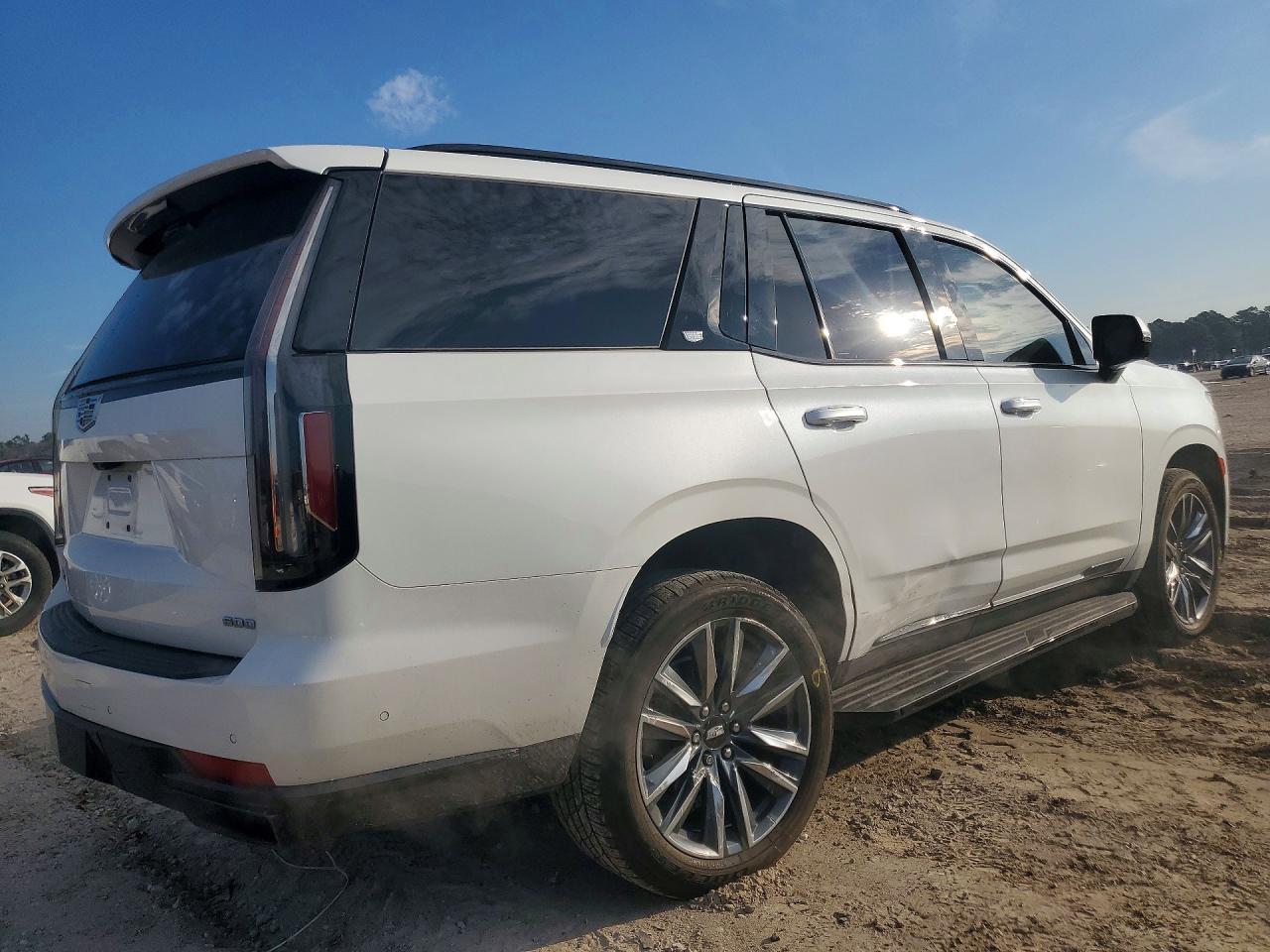 2022 CADILLAC ESCALADE