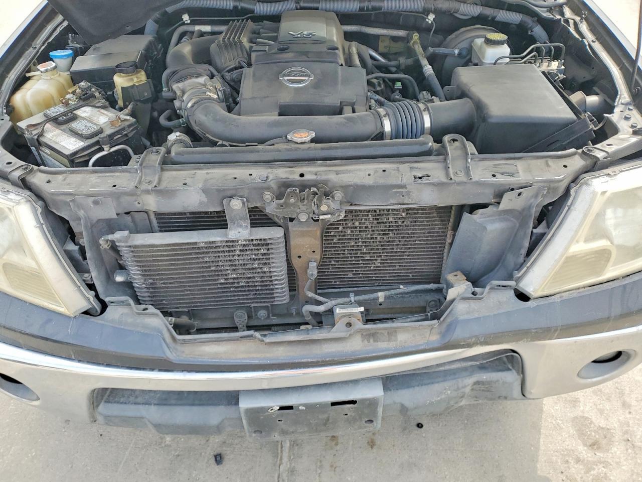 2011 NISSAN Frontier