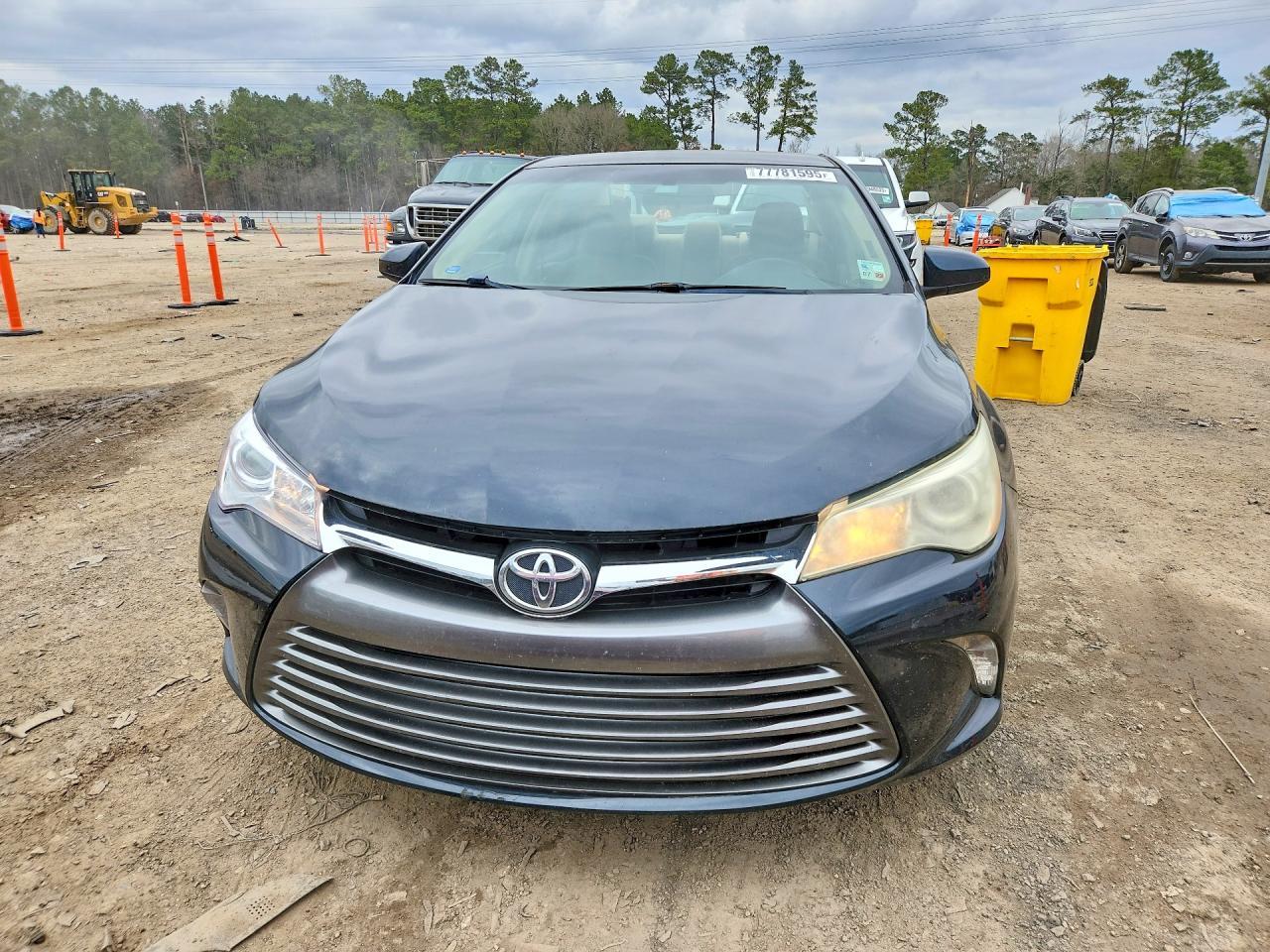 2015 TOYOTA CAMRY