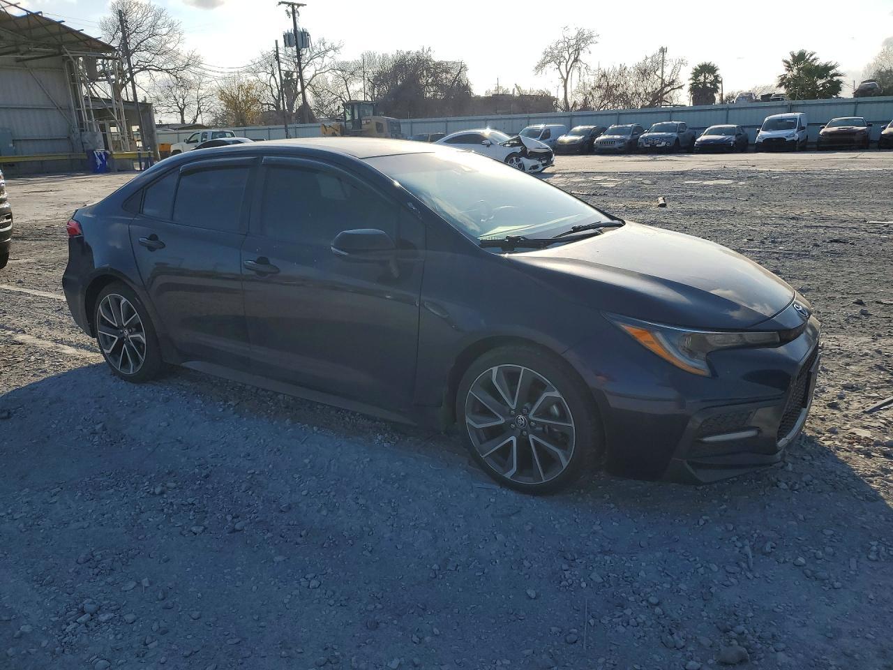 2021 TOYOTA COROLLA