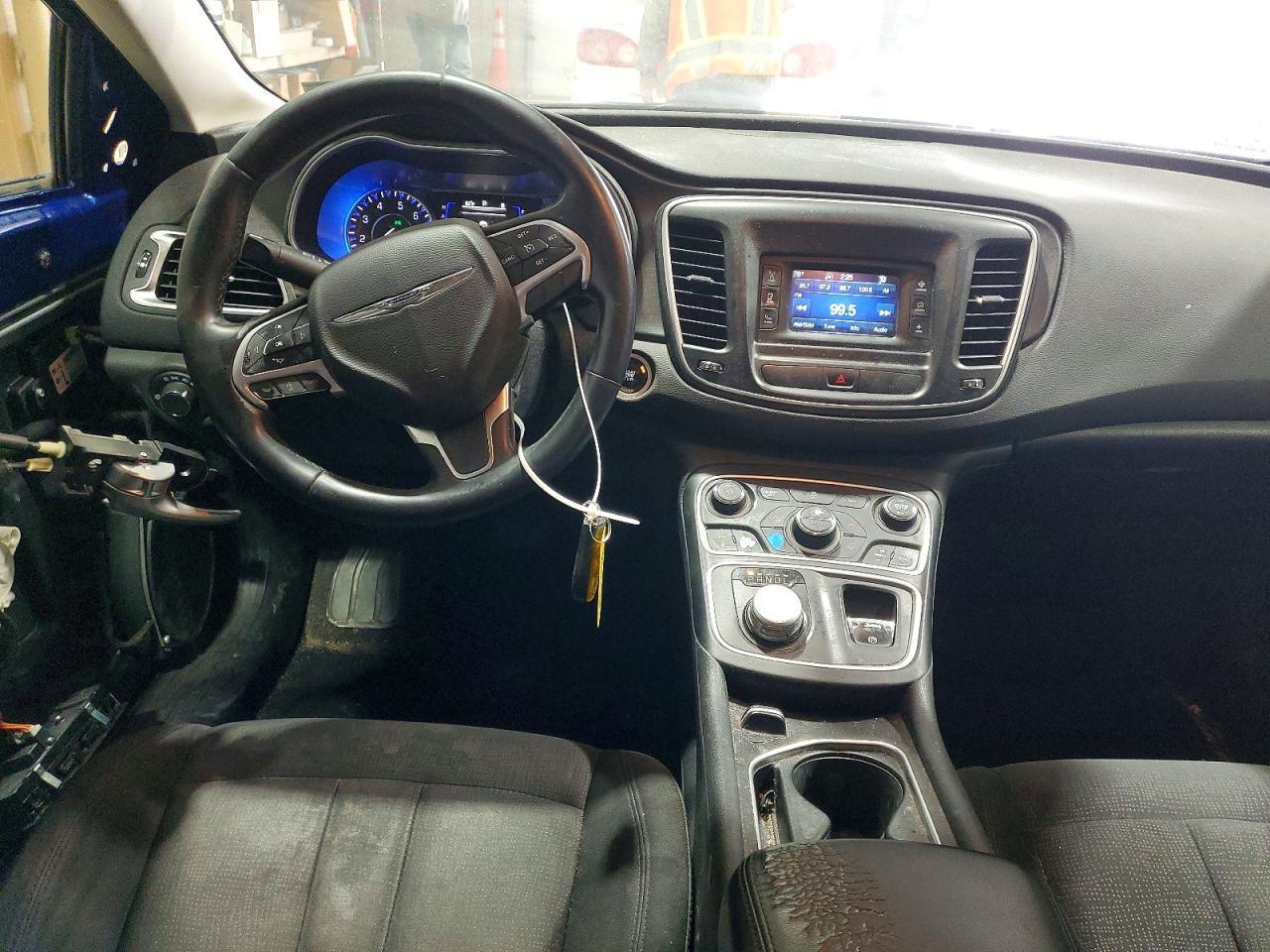 2016 CHRYSLER 200