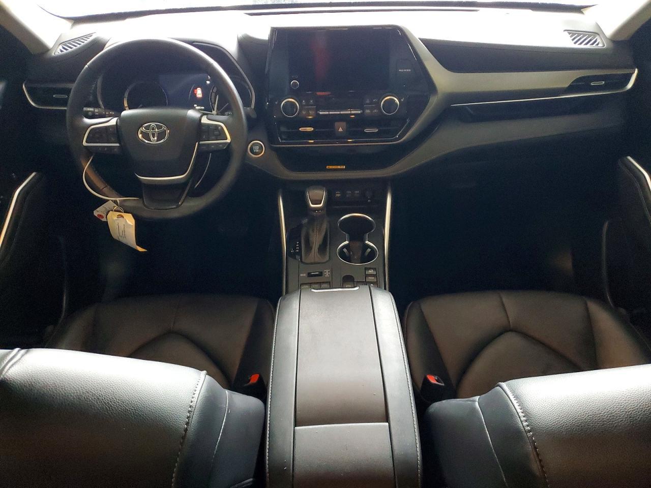2024 TOYOTA HIGHLANDER