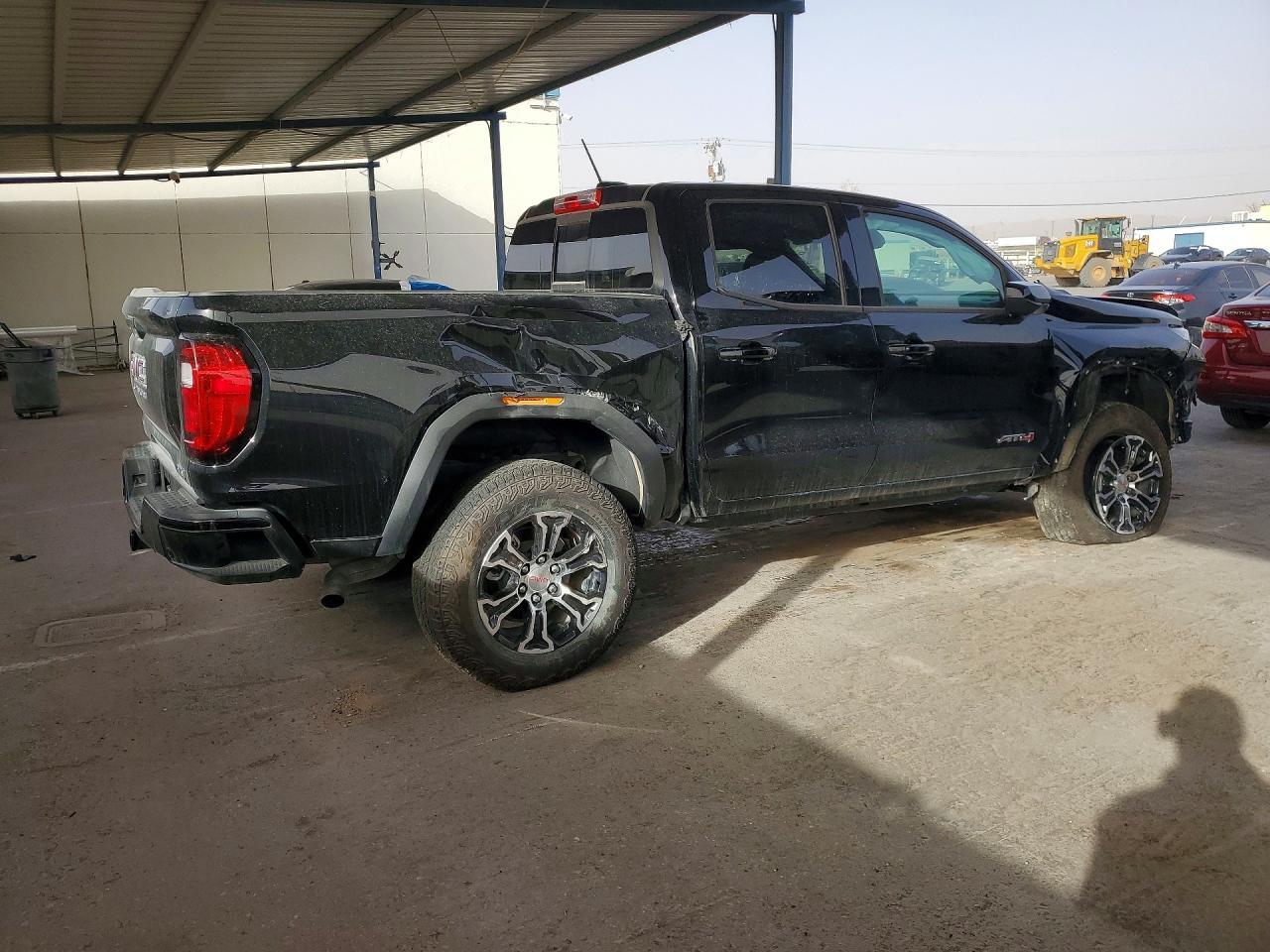 2025 GMC CANYON