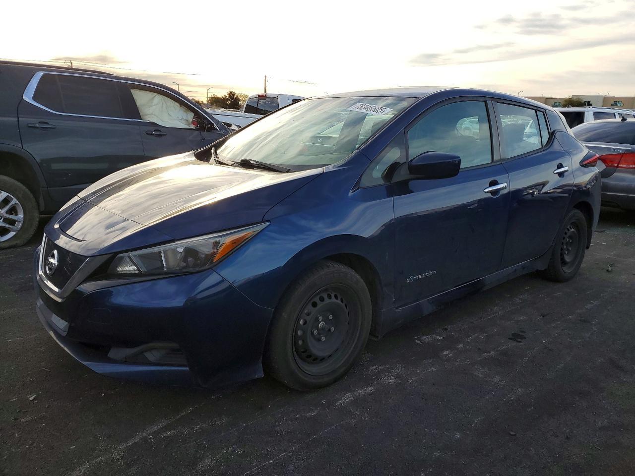 2018 NISSAN LEAF
