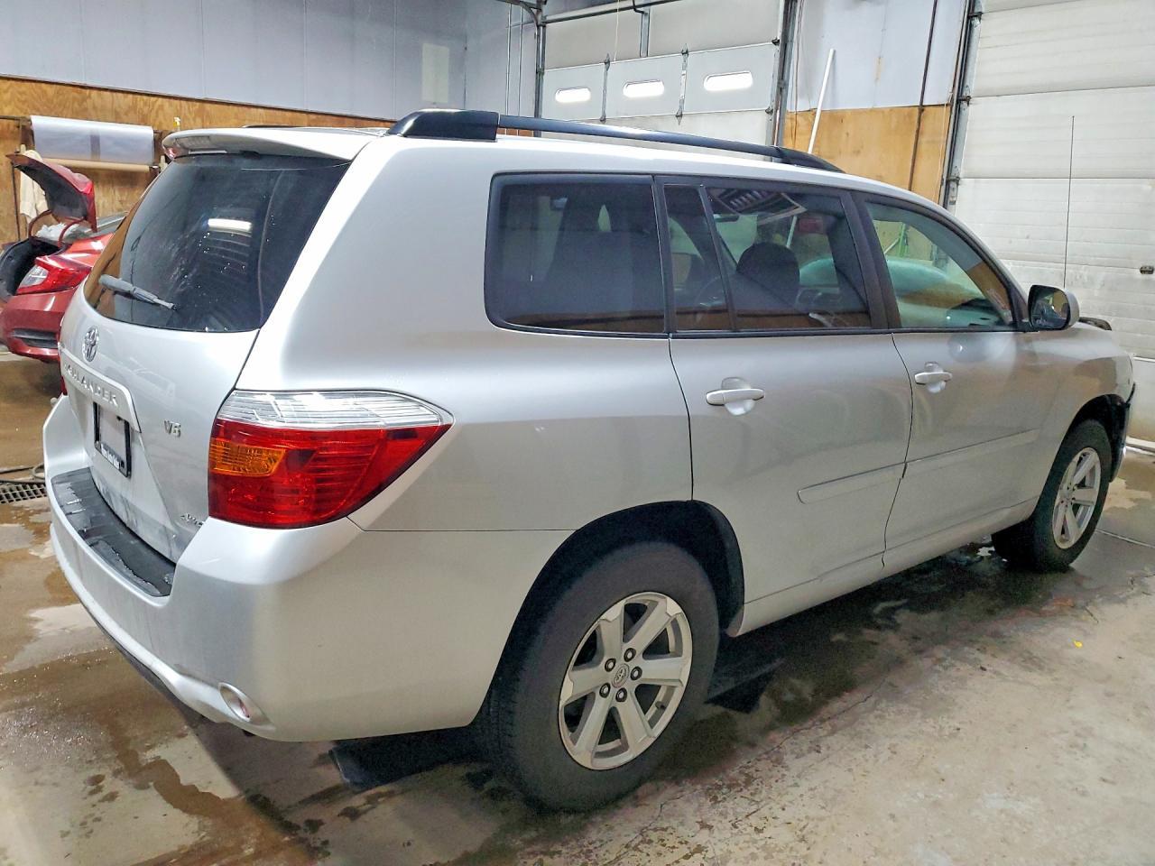 2009 TOYOTA HIGHLANDER