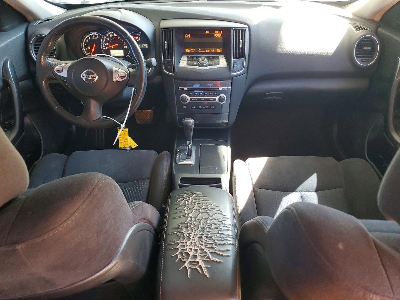 2014 NISSAN Maxima