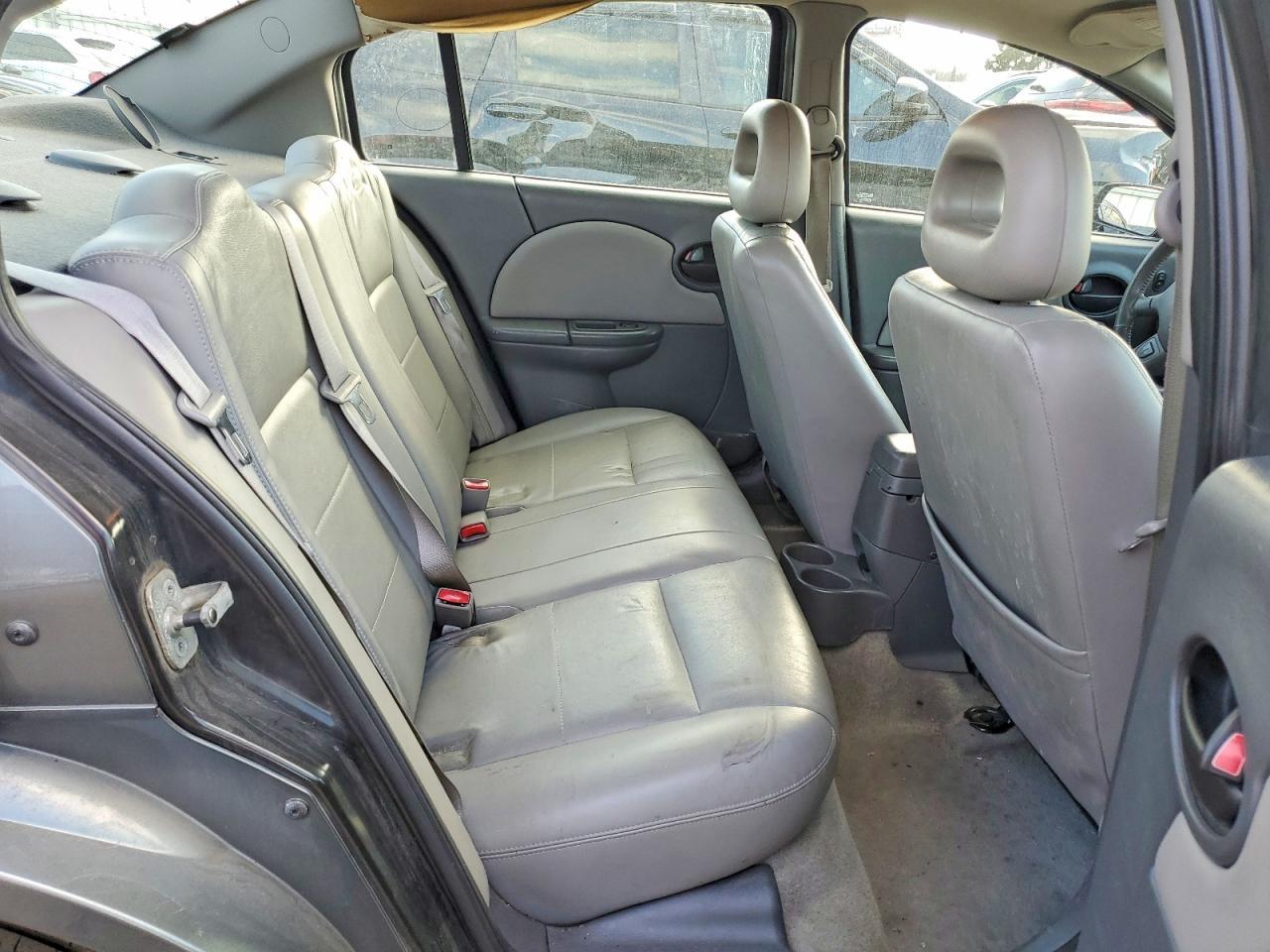 2005 SATURN Ion