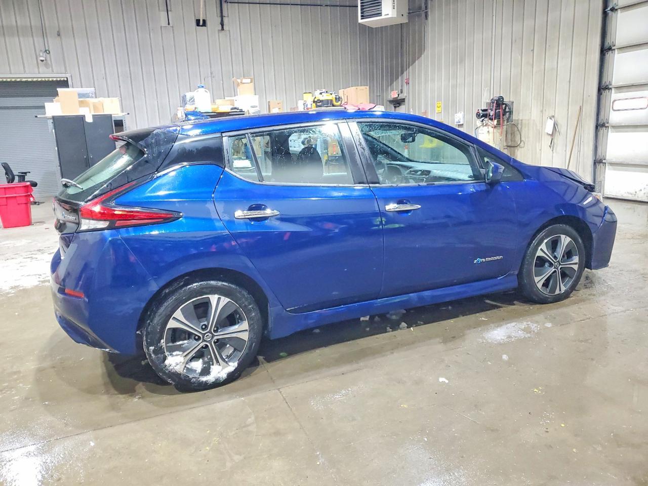 2019 NISSAN LEAF
