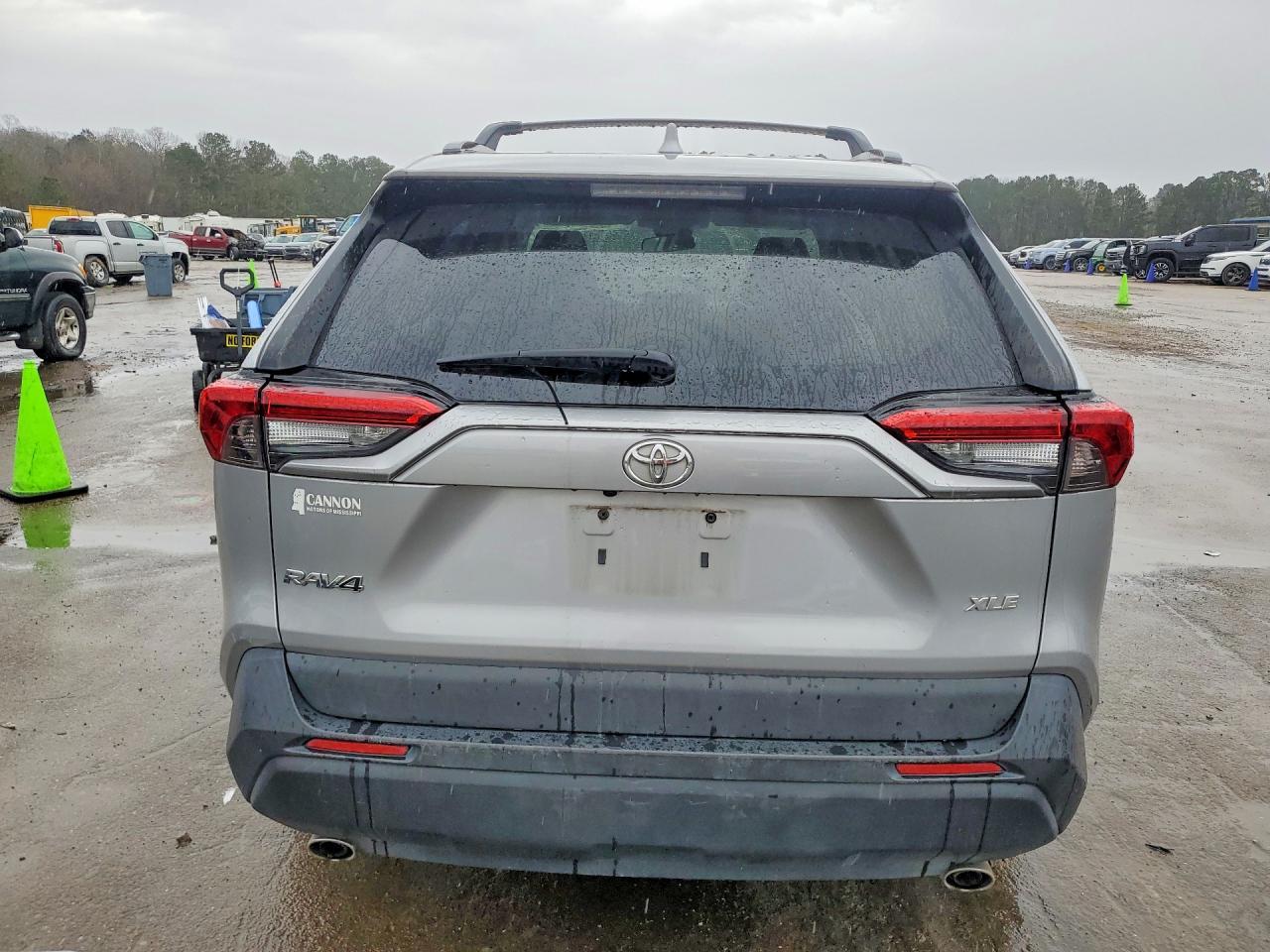 2019 TOYOTA RAV4