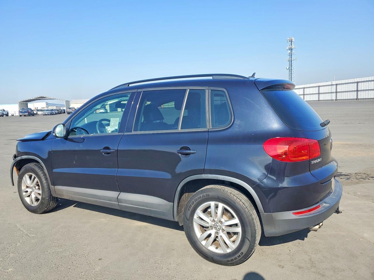 2016 VOLKSWAGEN TIGUAN