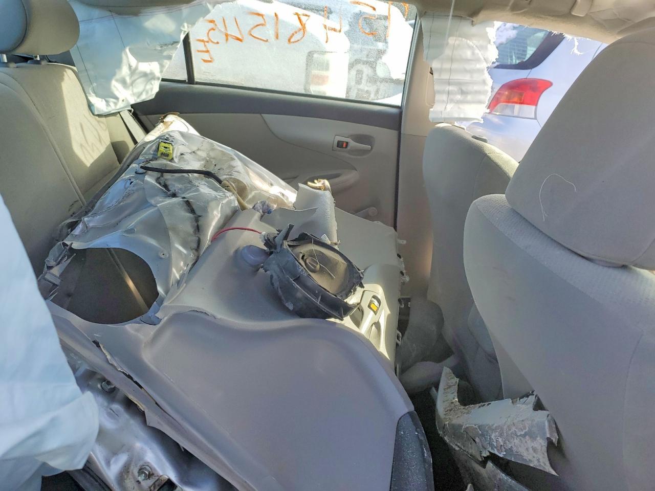 2012 TOYOTA COROLLA