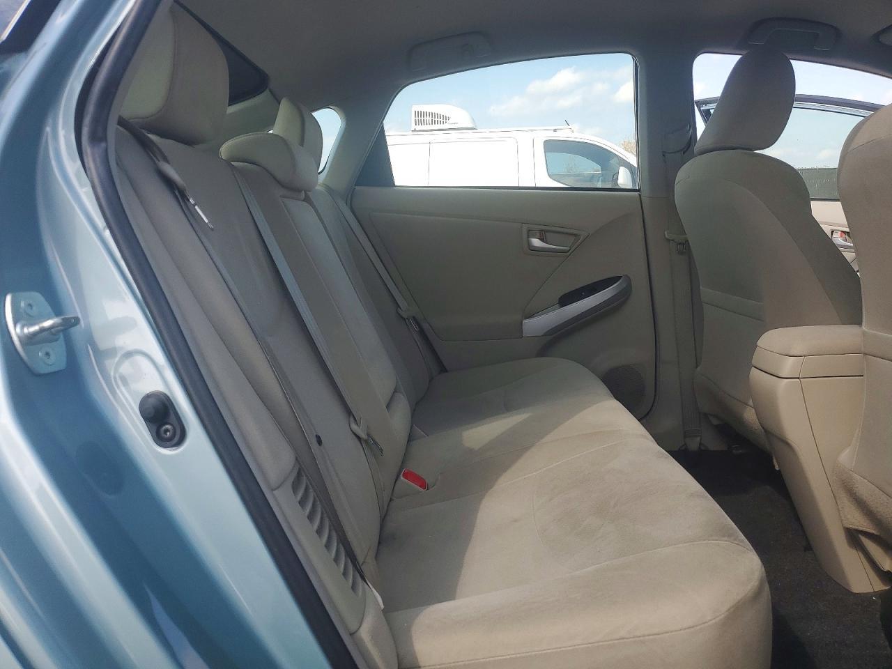 2014 TOYOTA PRIUS