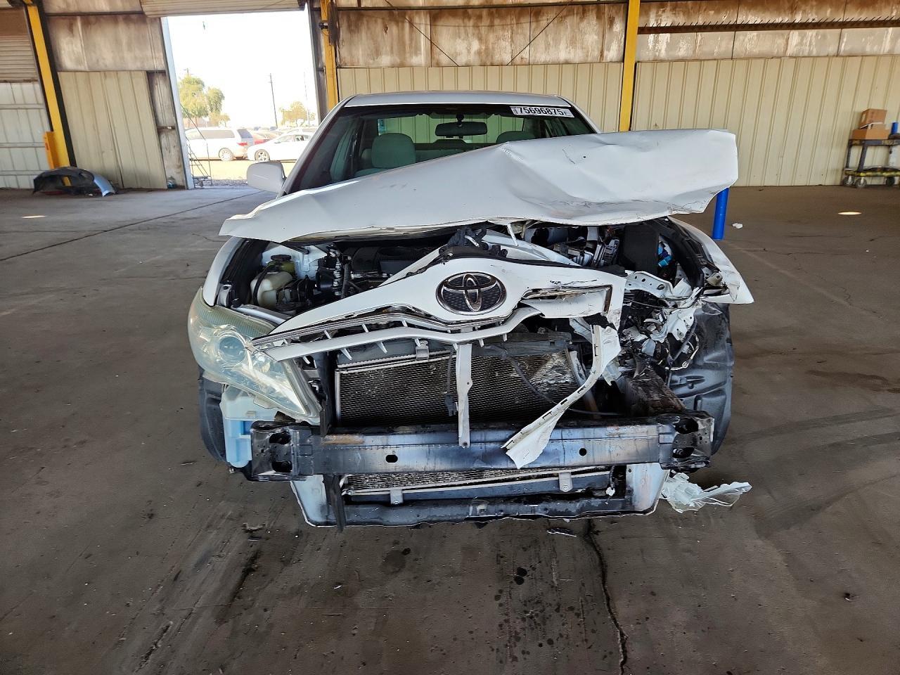 2010 TOYOTA CAMRY