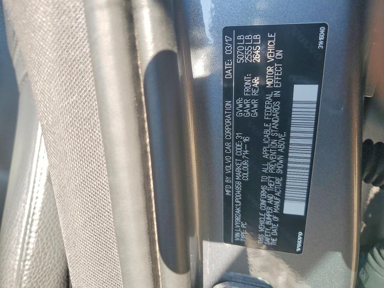 2018 VOLVO S90