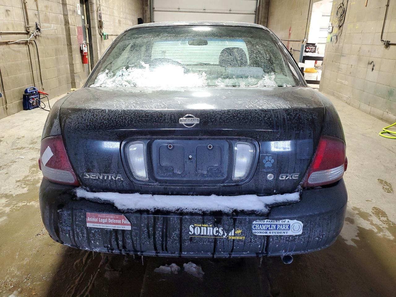 2002 NISSAN SENTRA