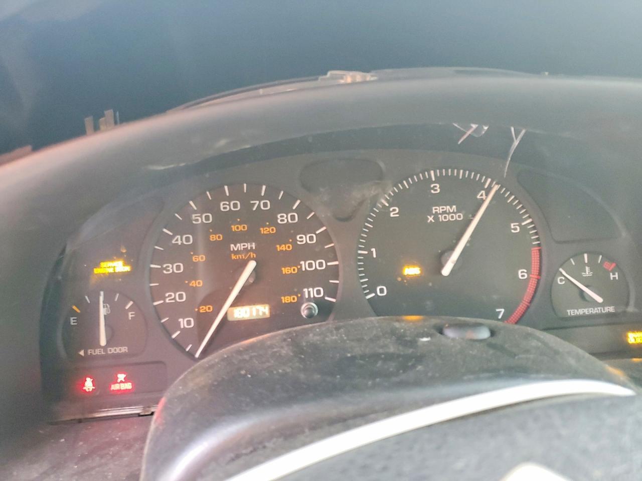 2000 SATURN Sl1