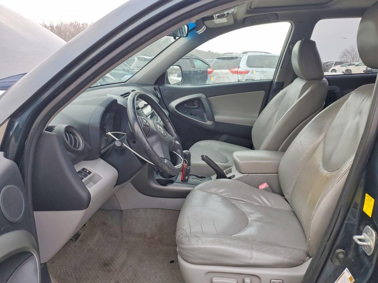 2009 TOYOTA RAV4