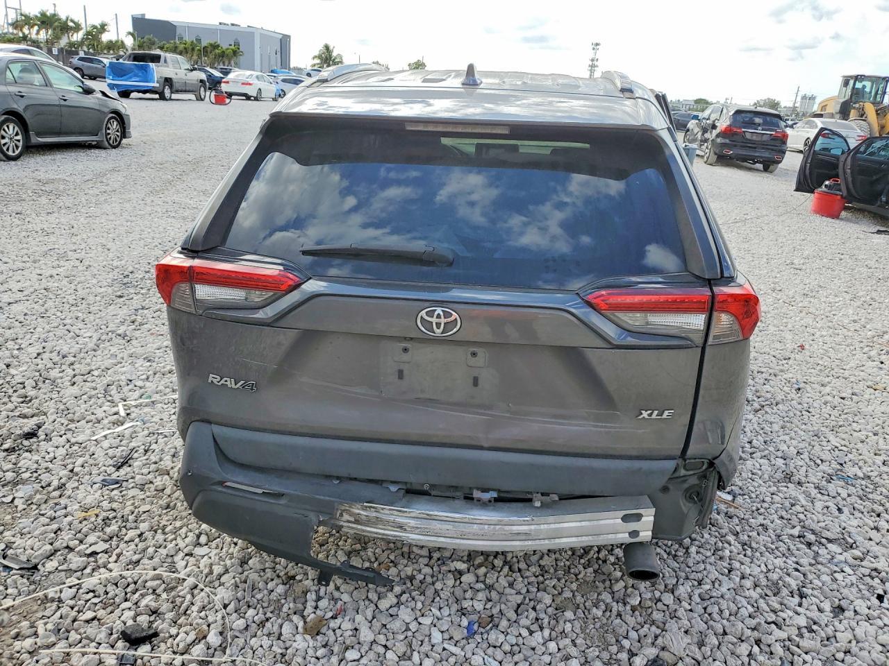 2023 TOYOTA RAV4