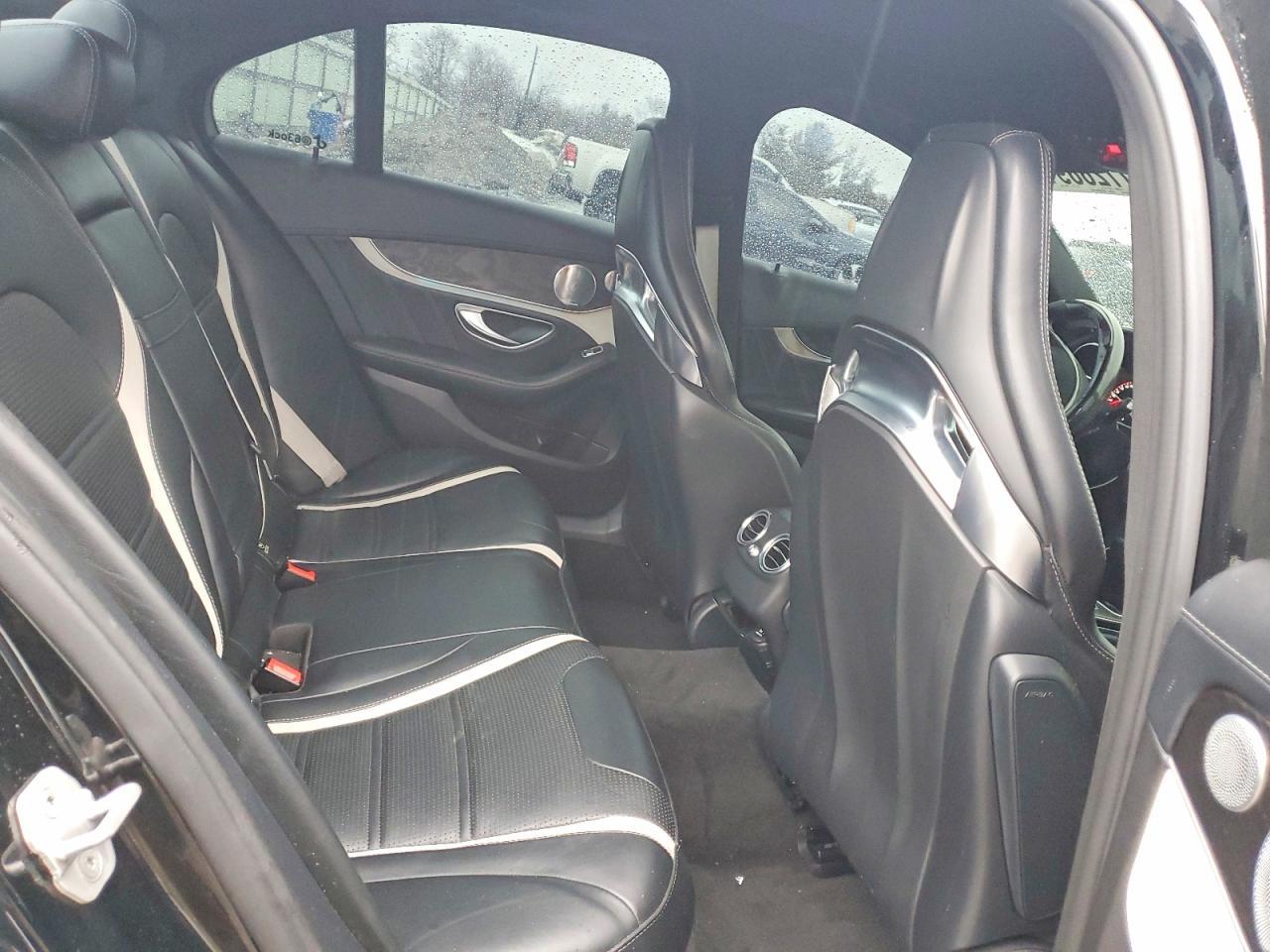 2016 MERCEDES-BENZ C-CLASS