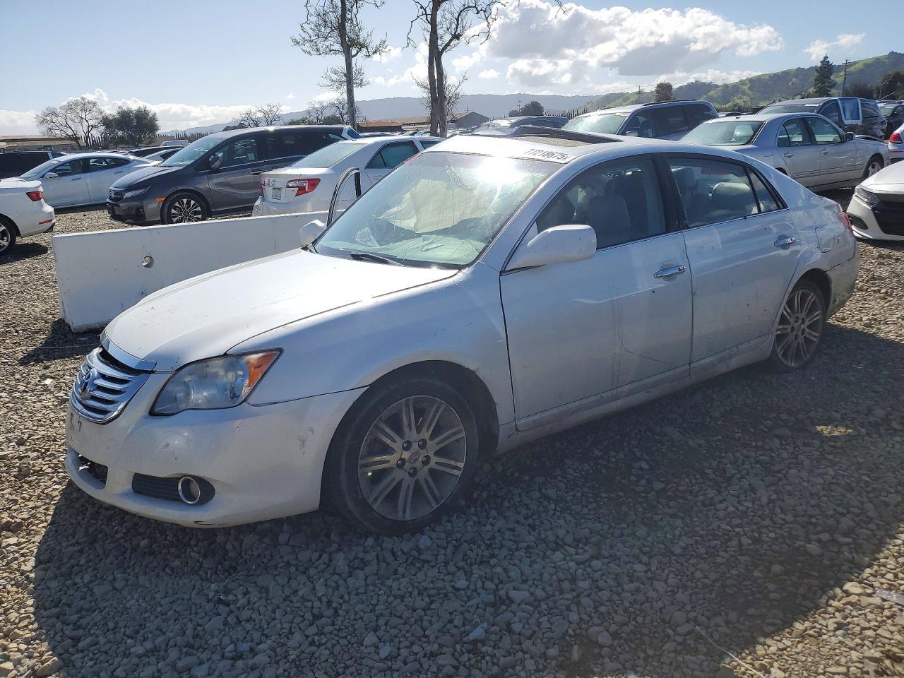 2009 TOYOTA Avalon