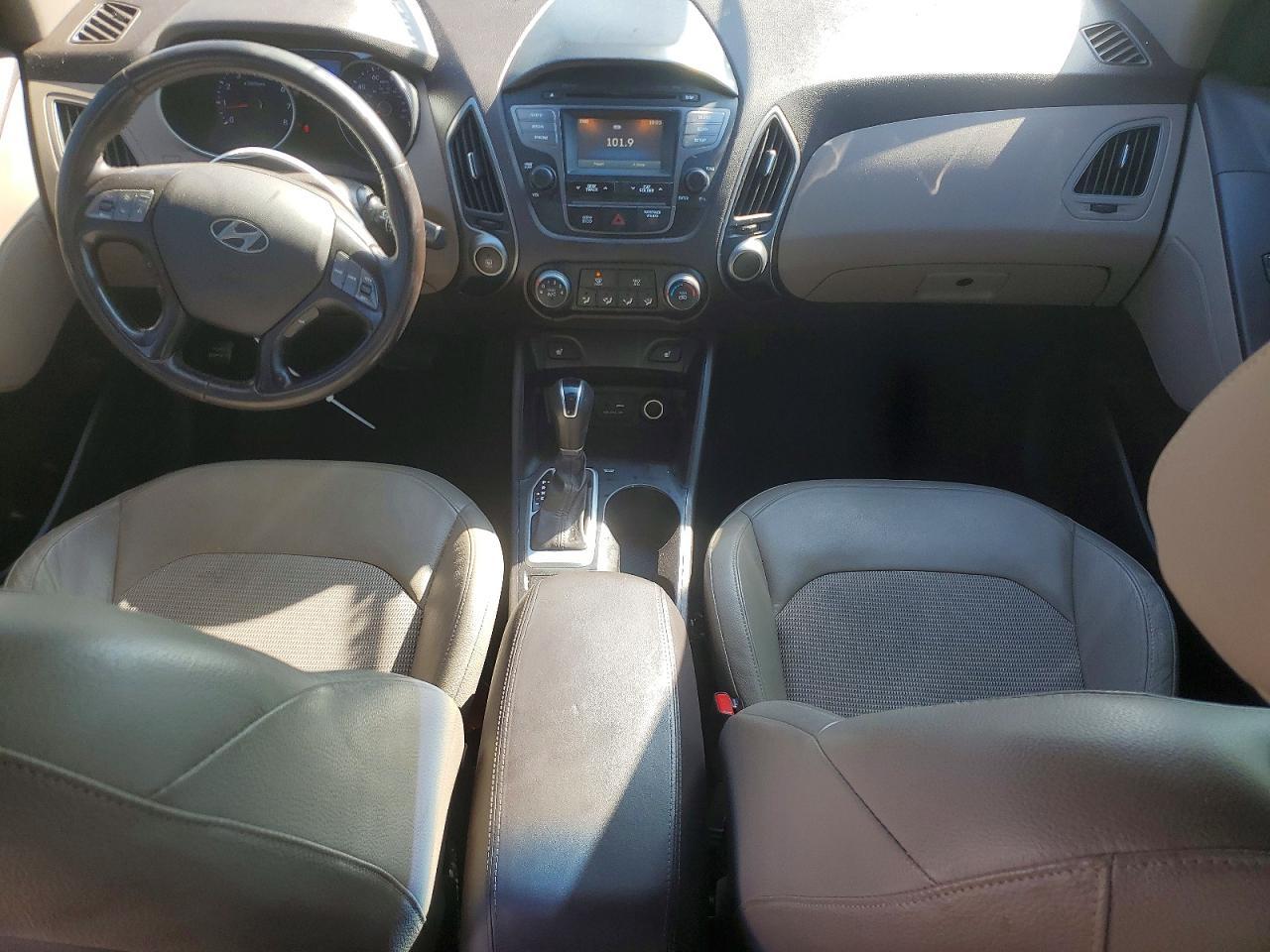 2015 HYUNDAI TUCSON