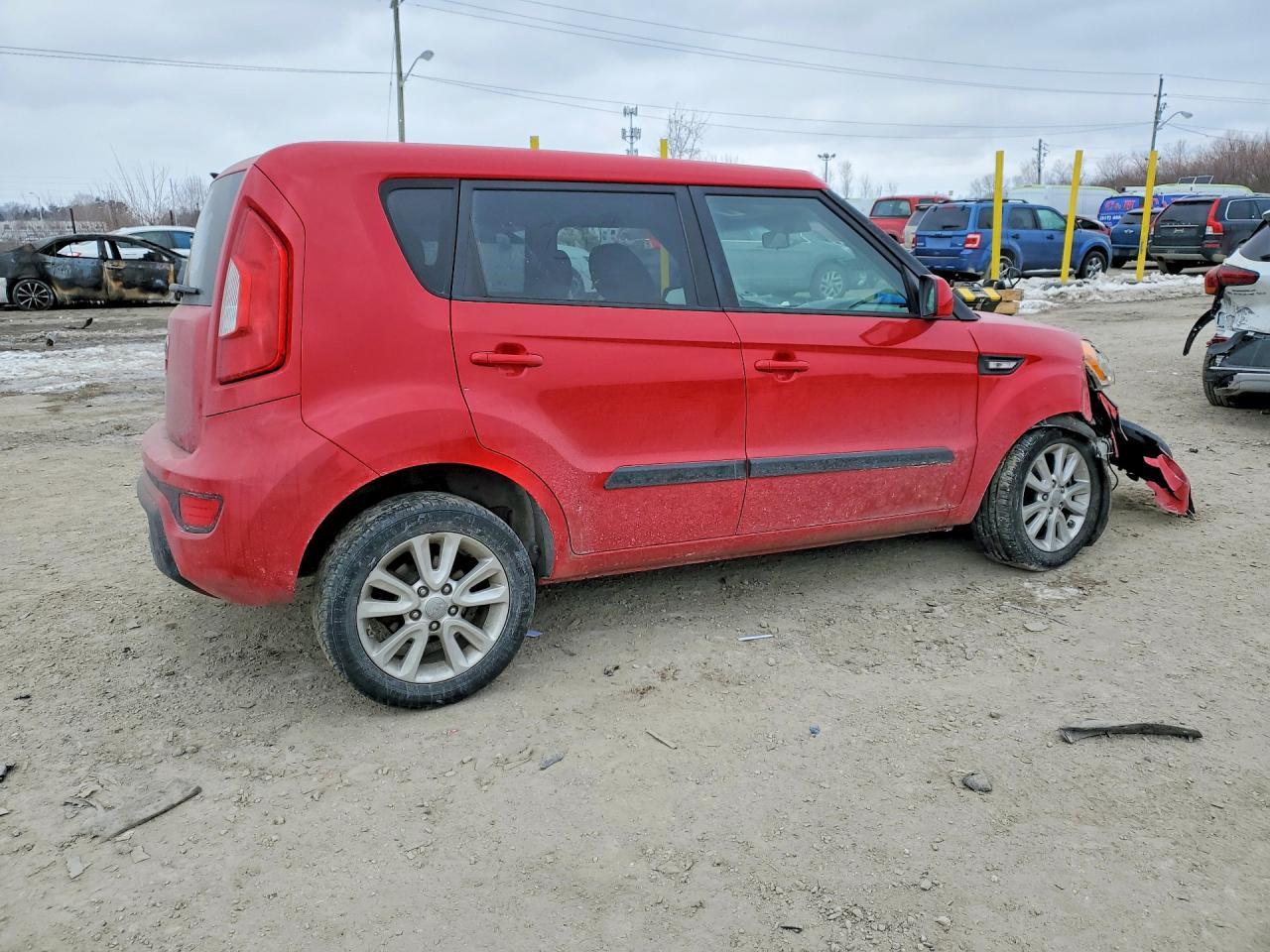2013 KIA SOUL