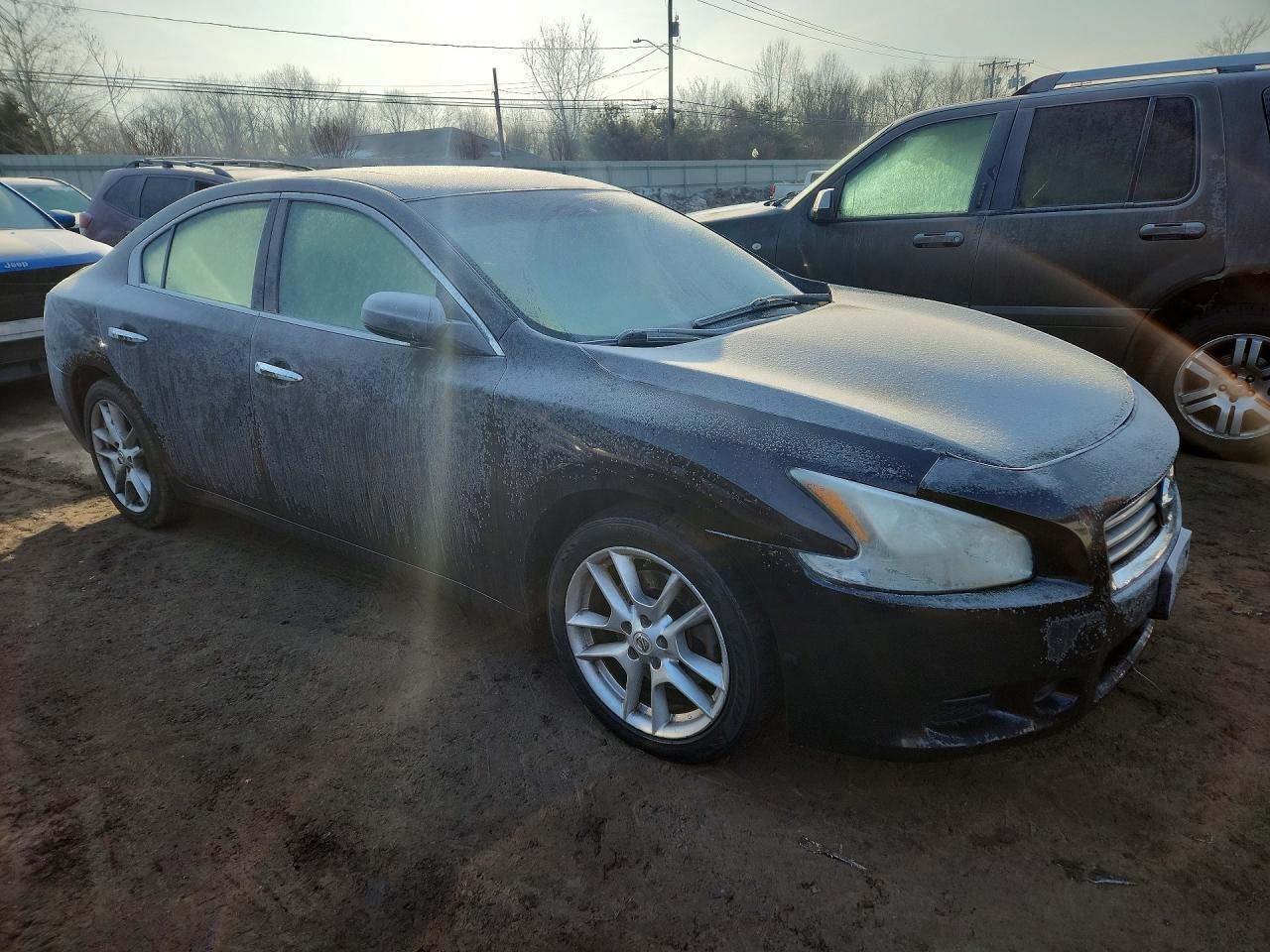 2013 NISSAN Maxima