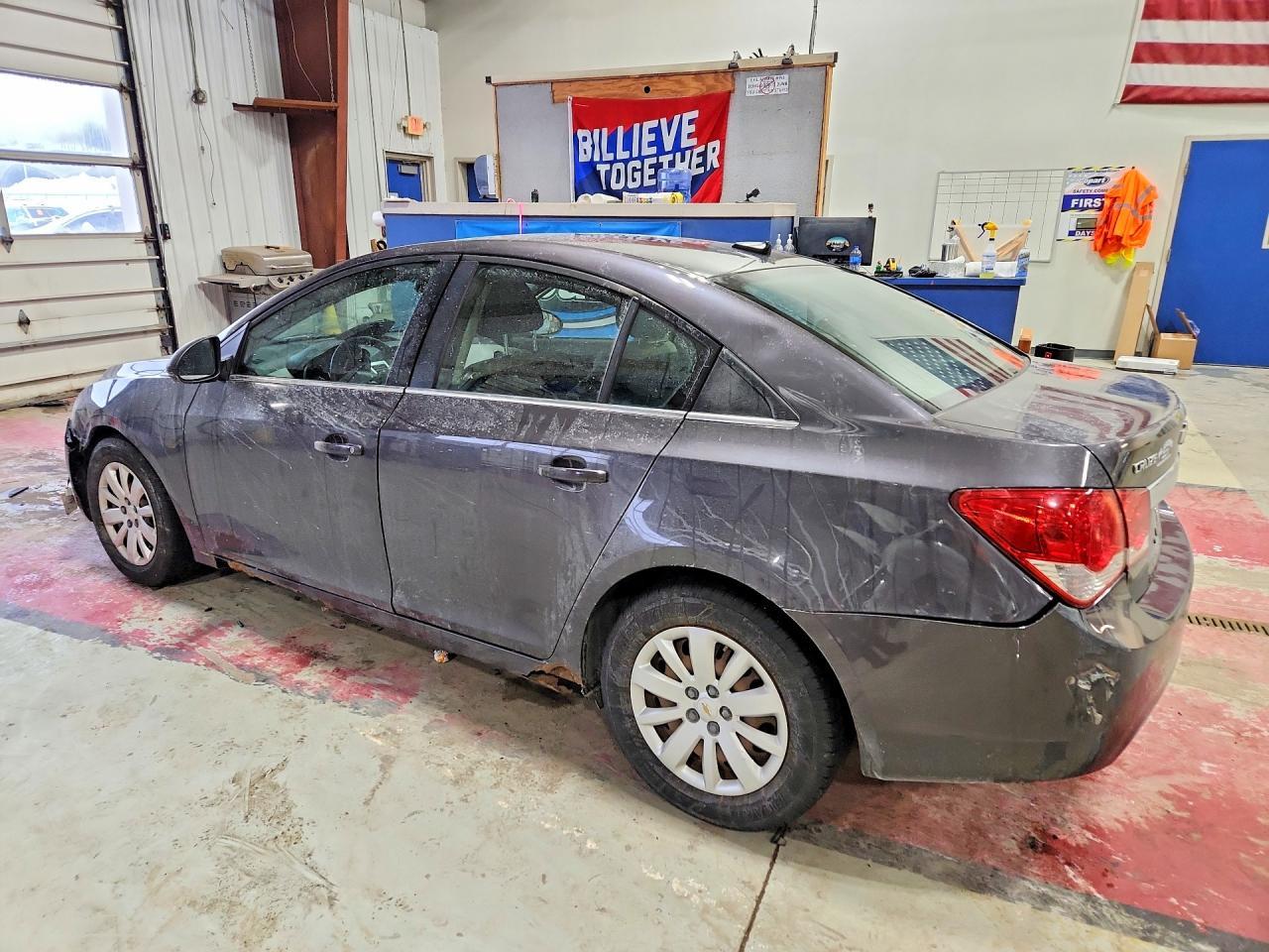 2011 CHEVROLET CRUZE