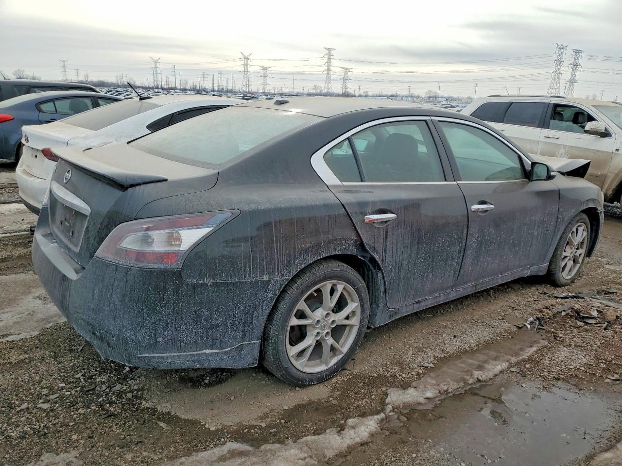 2014 NISSAN Maxima
