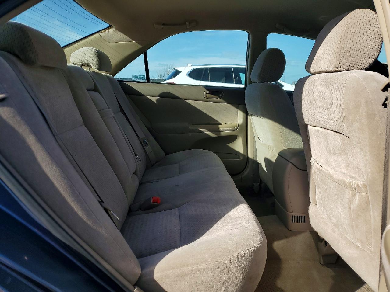 2004 TOYOTA CAMRY