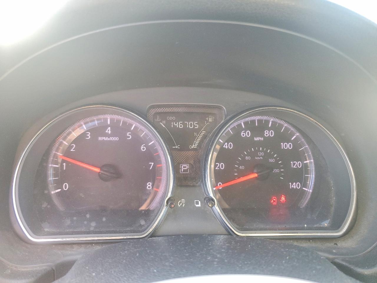 2015 NISSAN VERSA