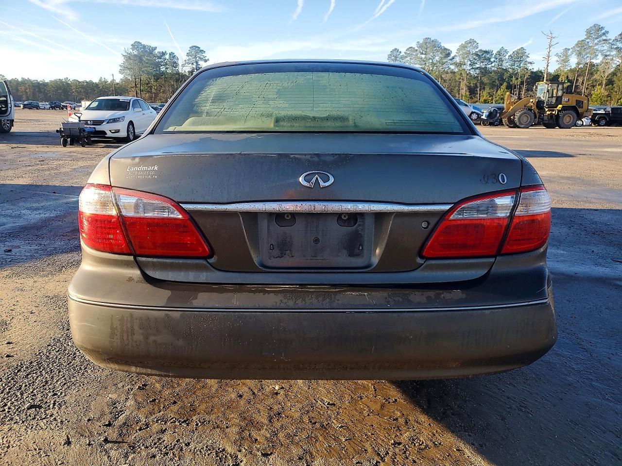 2001 INFINITI I30