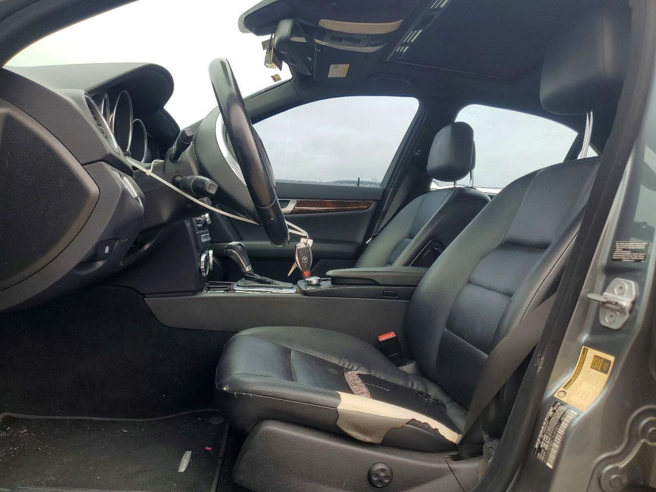 2012 MERCEDES-BENZ C-CLASS