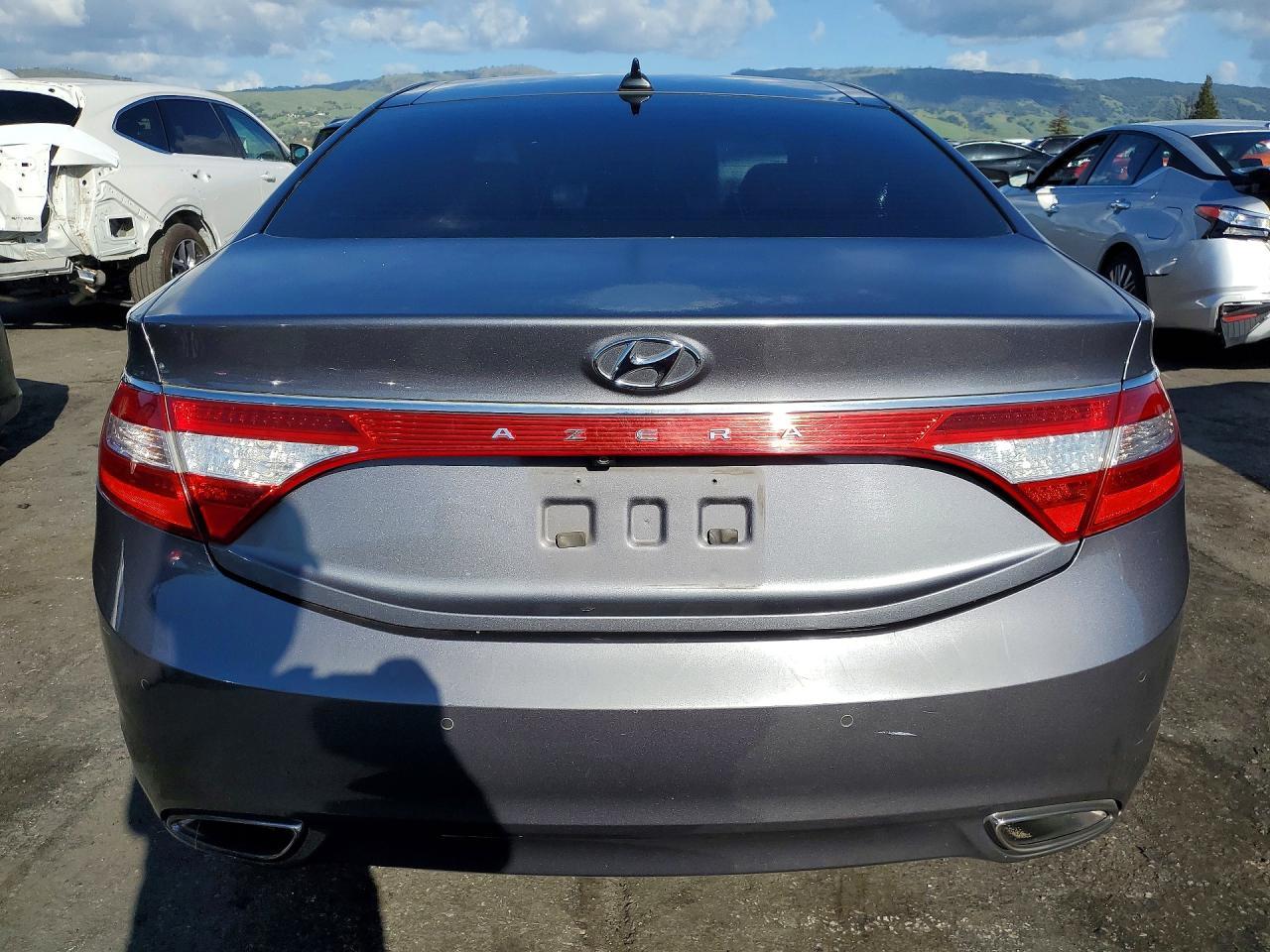 2013 HYUNDAI Azera