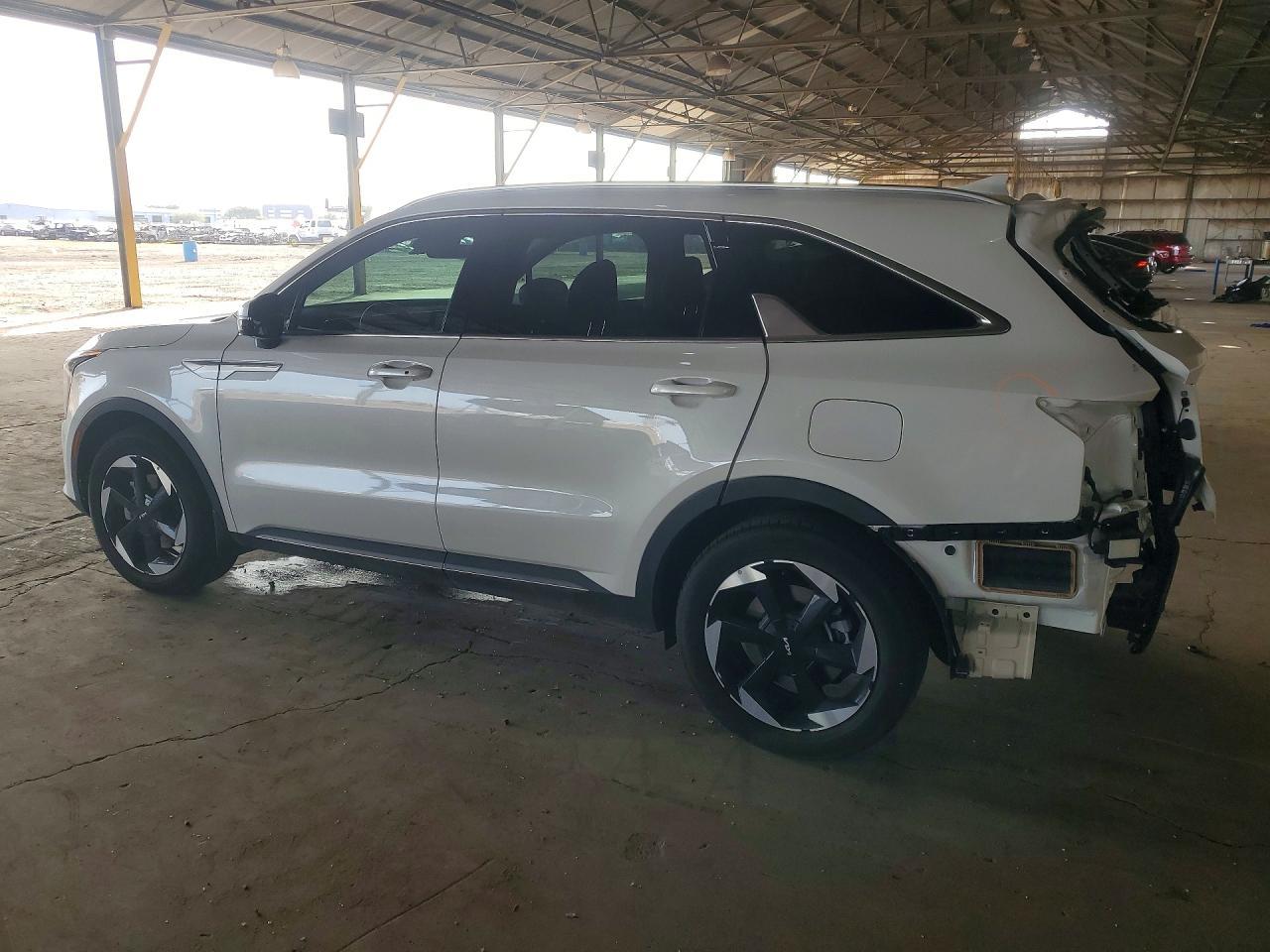 2025 KIA SORENTO