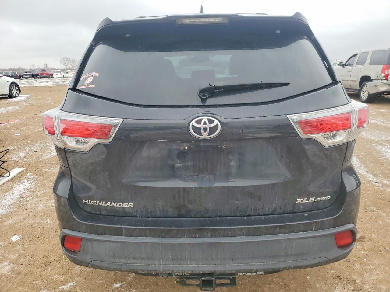 2015 TOYOTA HIGHLANDER