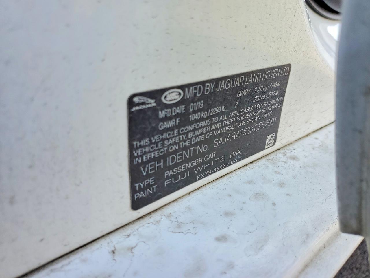 2019 JAGUAR XE