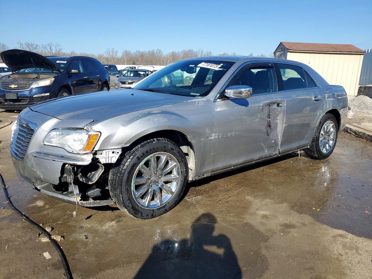 2011 CHRYSLER 300