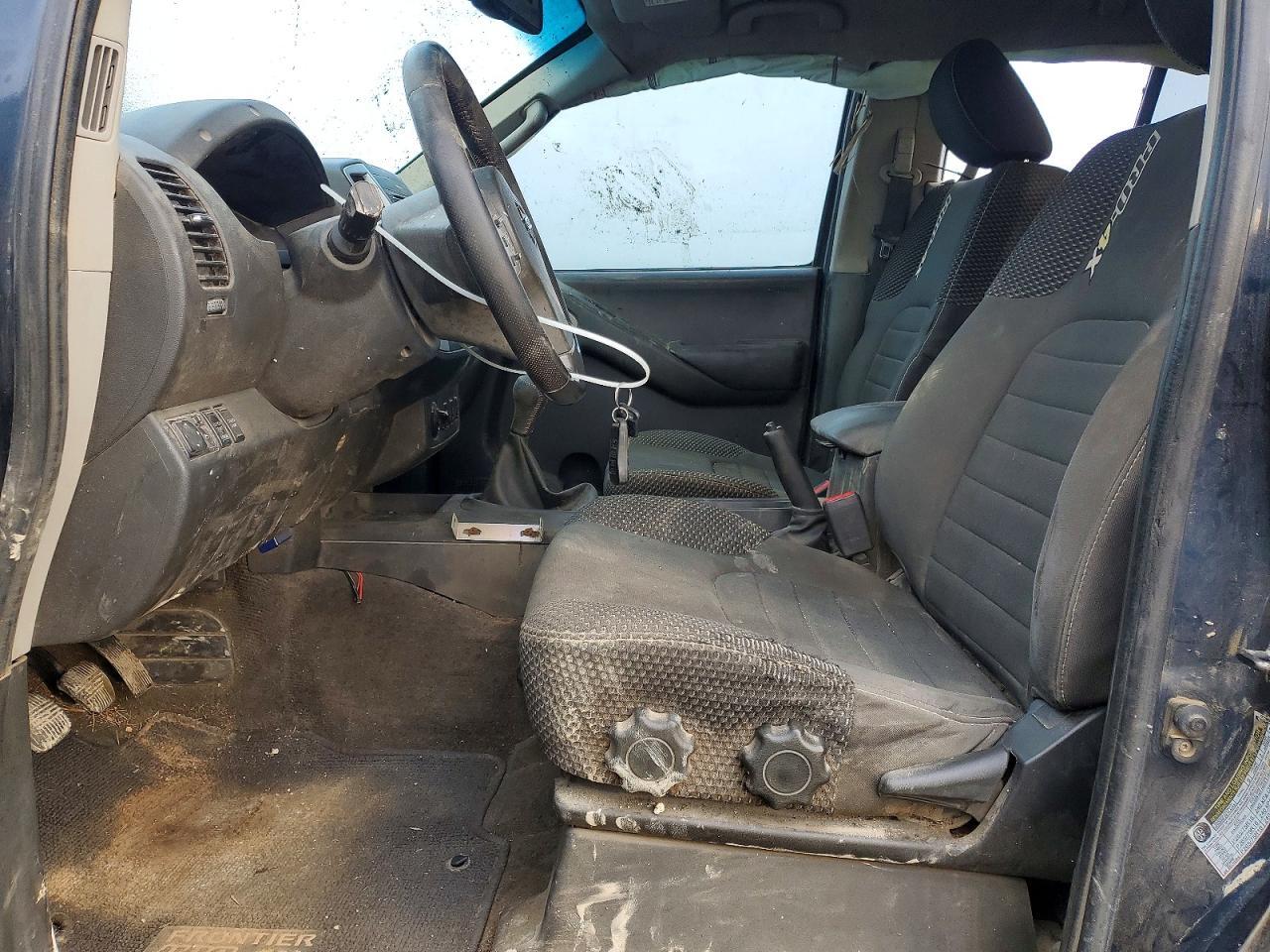 2013 NISSAN Frontier