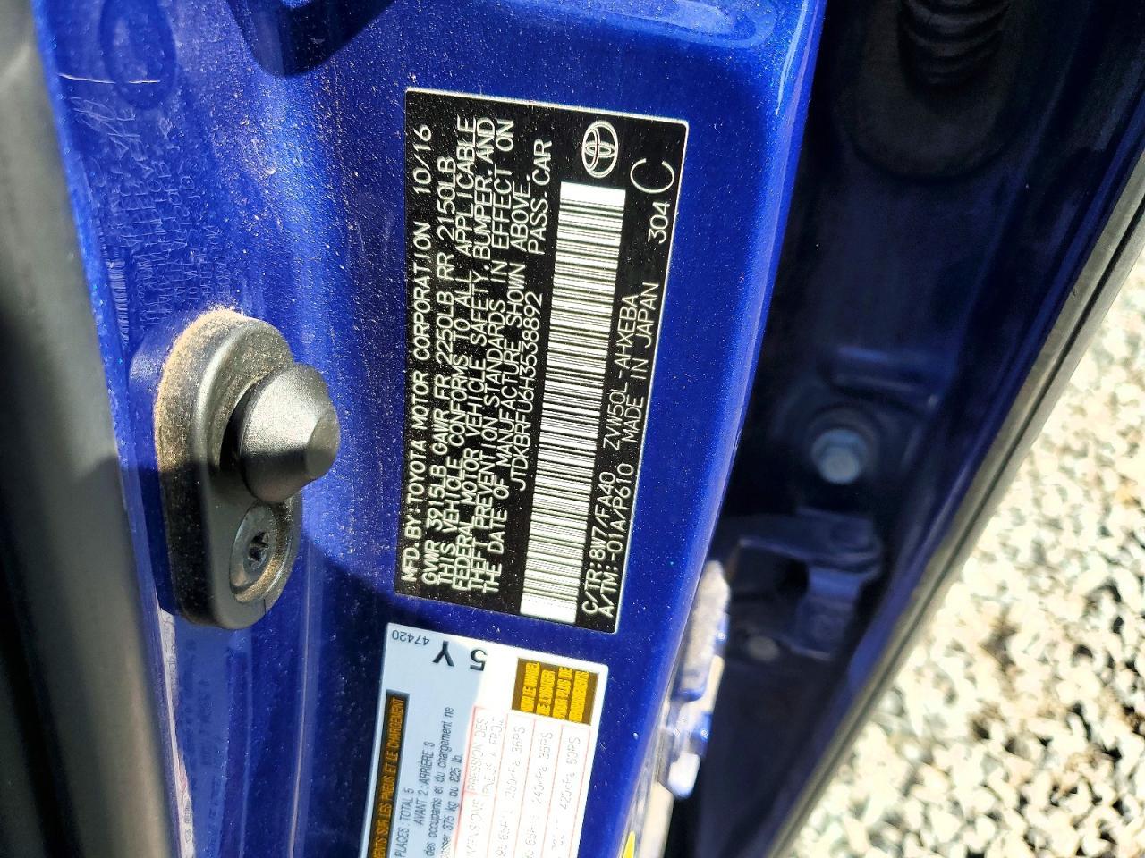 2017 TOYOTA PRIUS