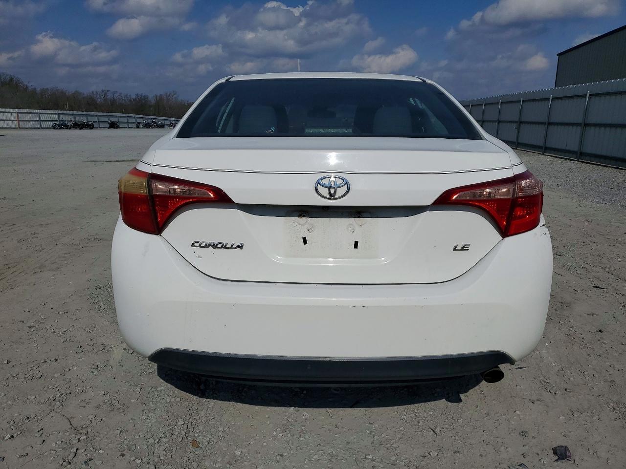 2018 TOYOTA COROLLA