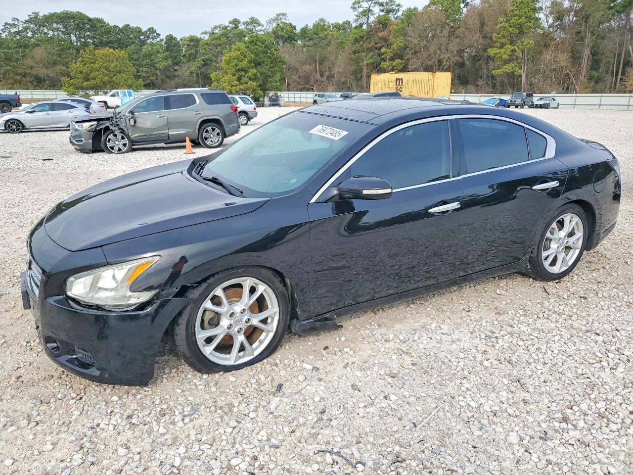 2013 NISSAN Maxima