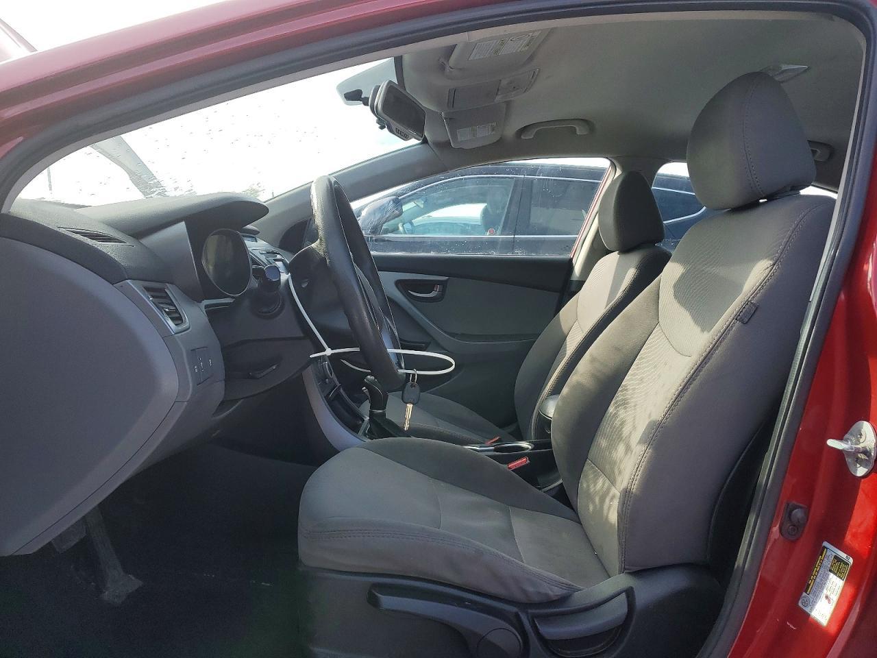 2016 HYUNDAI ELANTRA