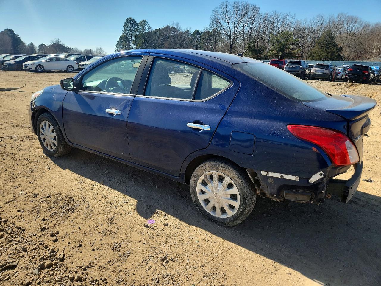 2019 NISSAN VERSA