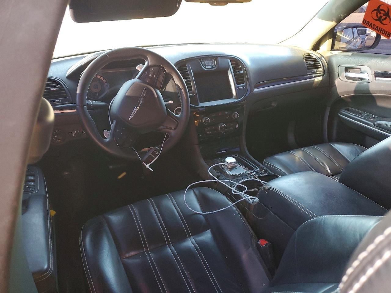 2019 CHRYSLER 300