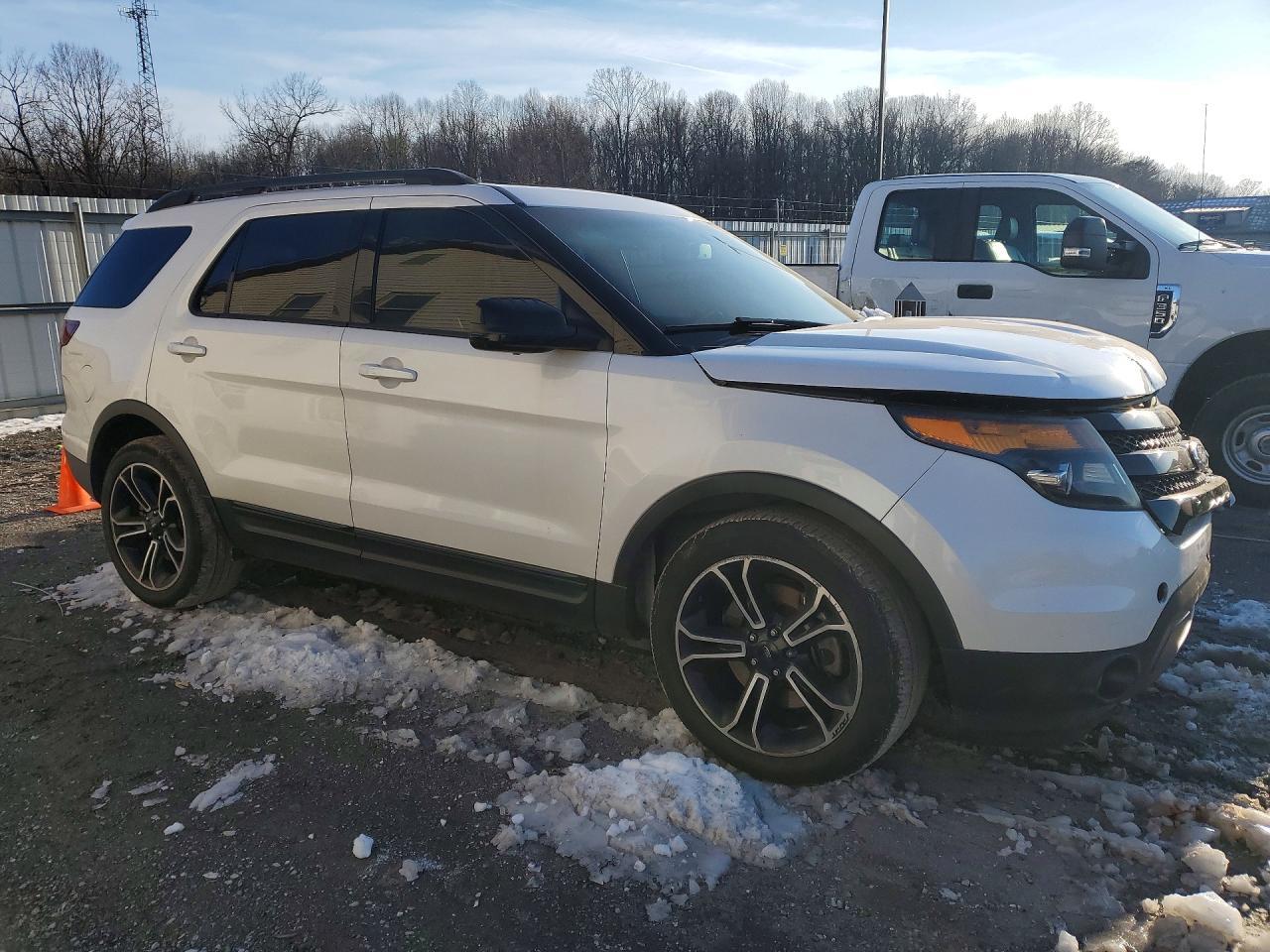 2015 FORD Explorer Sport Trac