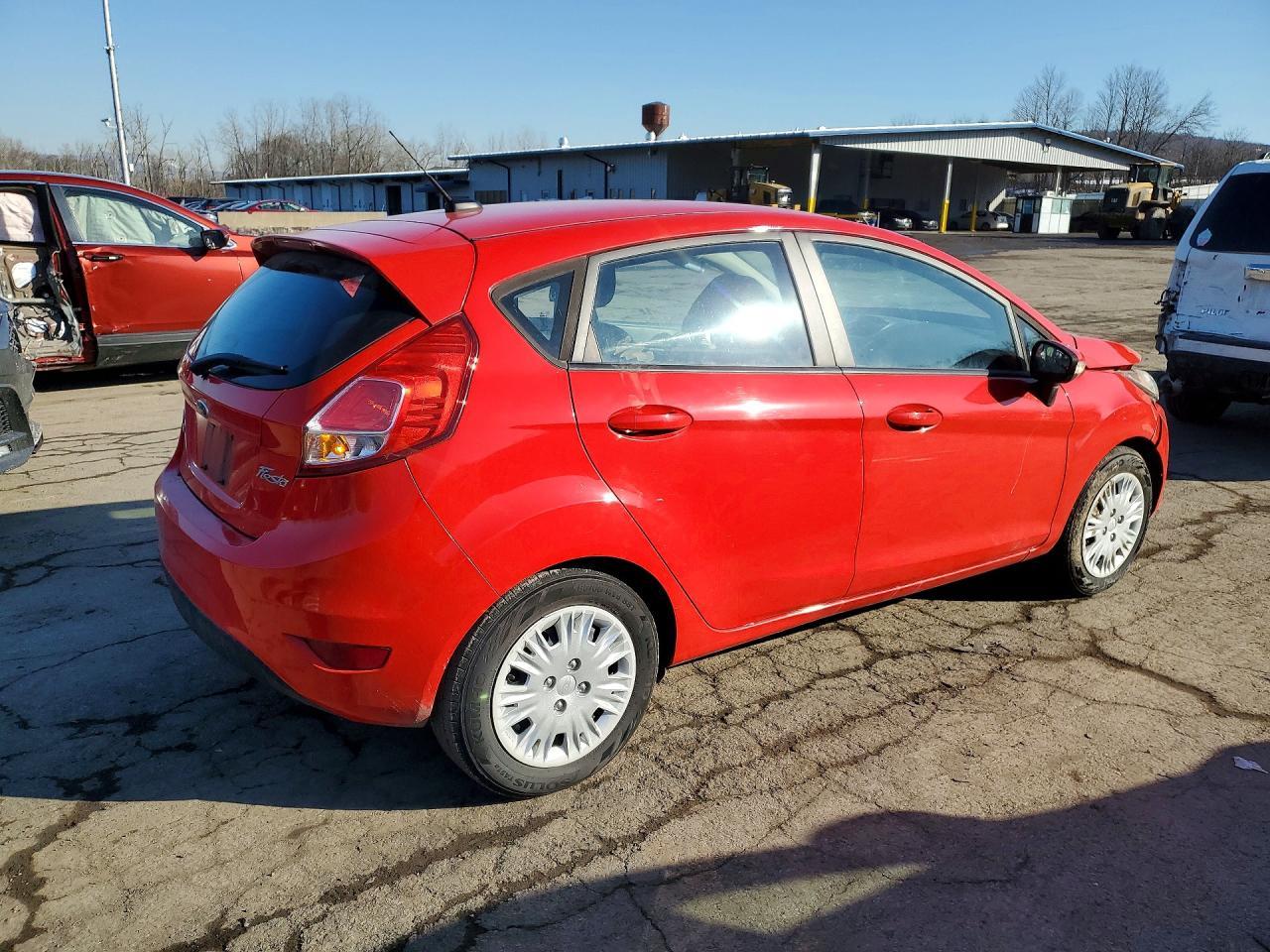 2014 FORD Fiesta
