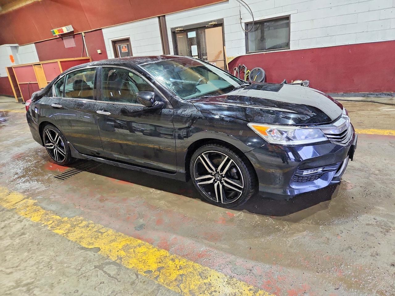 2017 HONDA ACCORD